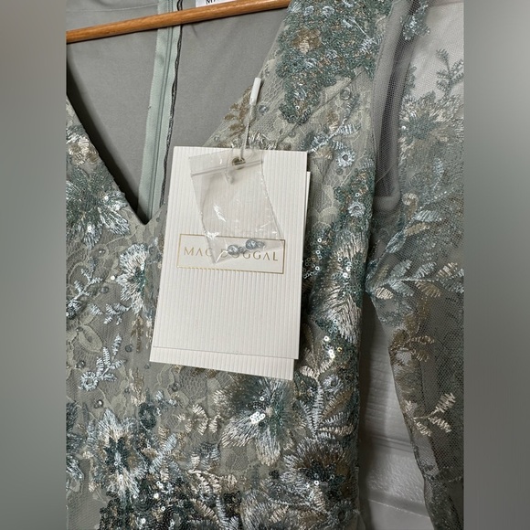 MAC DUGGAL embellished v-neck illusion long sleeve floral gown 6 NWT - Picture 7 of 8